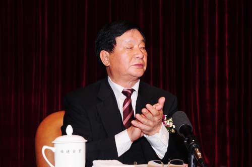 2、中國國際文化傳播中心第一副主席唐天標(biāo)宣讀東南聯(lián)絡(luò)部領(lǐng)導(dǎo)成員任職決定。.jpg