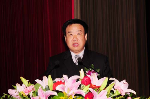 11、中國國際文化傳播中心東南聯(lián)絡(luò)部新任部長盧江輝在揭牌儀式上講話。.jpg